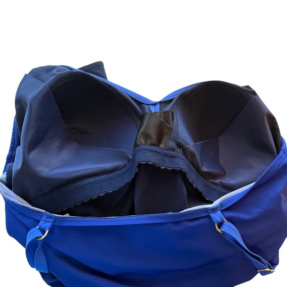 Lands’ End SlenderSuit Tummy Control Skirted 1 Piece Swimsuit Blue Ombré 12D - Picture 10 of 13